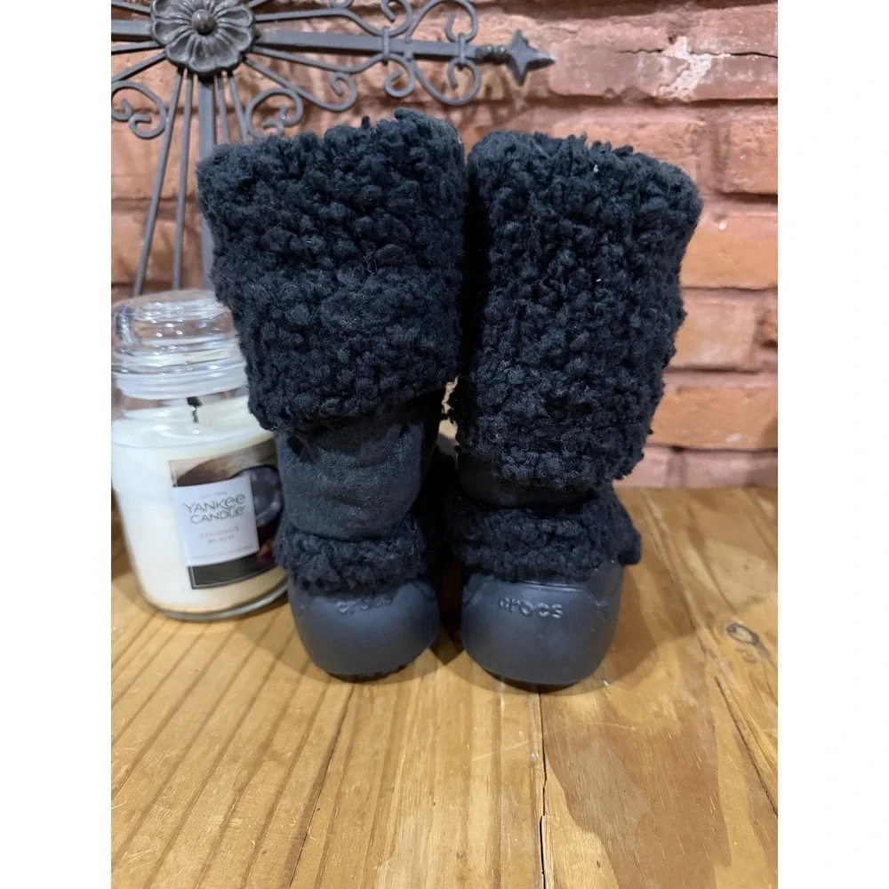 Crocs Women's 7 Nadia Boots Black Faux Sherpa Fur Lined Rubber Winter Pull On
